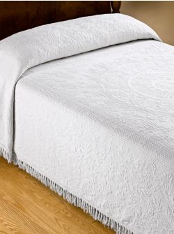 Matelasse Bedspreads on The Queen Victoria  Heavyweight  All Cotton Matelass   Bedspread